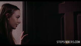 ���ቀዳሚ Whore ሴት ግምገማዎች በይፋ ቅድሚያ Cock