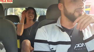 PRIMA SAFADA PROVOCANDO O PRIMO DE VESTIDO SEM CALCINHA E ACABOU ENTRANDO НА ВЪРХА