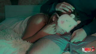 Ես пробуждаю իր խորթ է իր քնից, եւ кончаю բերանը! 4k