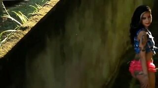 Lola Benvenutti 파파라치